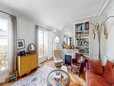 Appartement de luxe de 105 m2 en vente Montmartre, Abbesses, Grandes-Carrières, Paris, Île-de-France