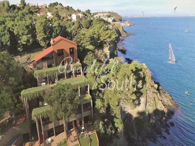 2 bedroom luxury Apartment for sale in Collioure, France