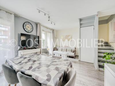 Appartement de luxe de 4 chambres en vente à Colombes, France