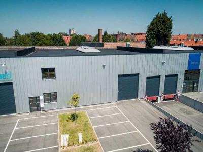 Local commercial 433 m²