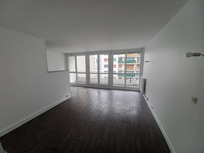 Location appartement 4 pièces 92.18 m²