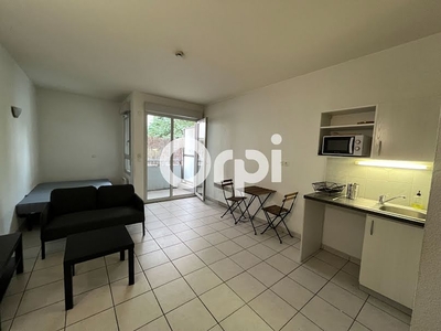 Location meublée appartement 1 pièce 29.28 m²