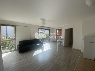 Location meublée appartement 3 pièces 64.03 m²