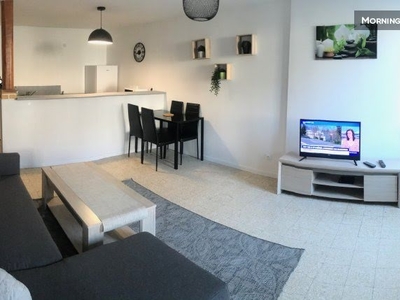 Location meublée maison 1 pièce 53 m²
