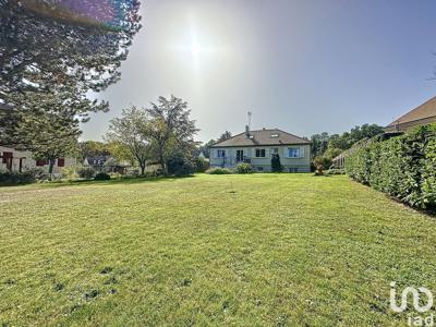 Maison 6 pièces de 137 m² à Rambouillet (78120)