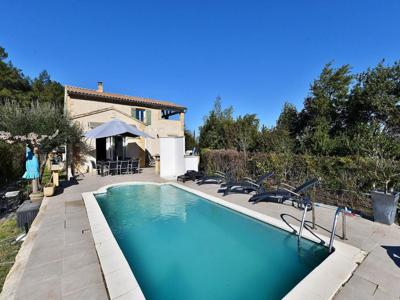 Maison de 4 chambres de luxe en vente à Uzès, France