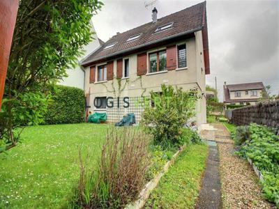 Maison de 5 chambres de luxe en vente à Villebon-sur-Yvette, France