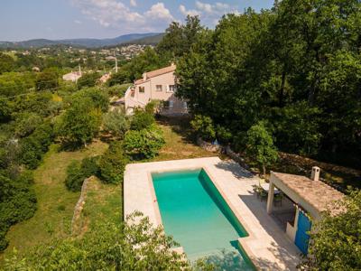 Maison de 8 pièces de luxe en vente à Draguignan, Provence-Alpes-Côte d'Azur
