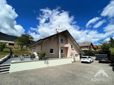 Maison de luxe de 130 m2 en vente Saint-Jean-de-Gonville, Auvergne-Rhône-Alpes