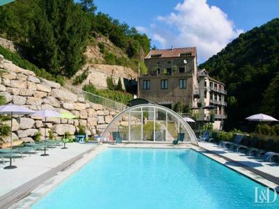 Maison de luxe de 26 pièces en vente à Vals-les-Bains, Auvergne-Rhône-Alpes
