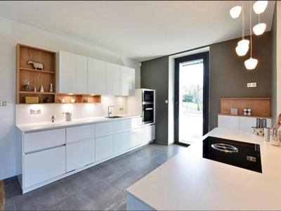 Maison de luxe de 300 m2 en vente Hérimoncourt, Bourgogne-Franche-Comté