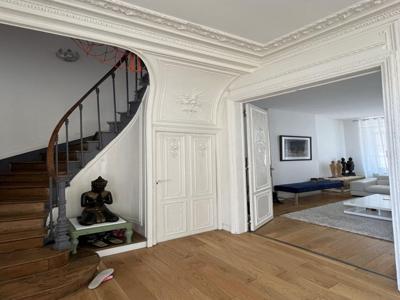 Maison de luxe de 5 chambres en vente à Amiens, Hauts-de-France