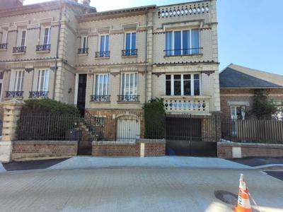 Palais de 205 m² en vente Villers-Cotterêts, France