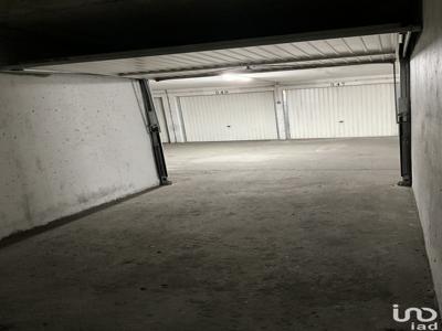 Parking/garage/box de 13 m² à Villeurbanne (69100)