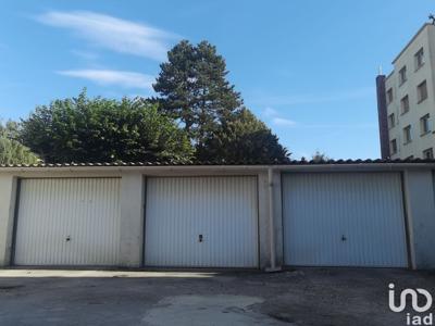 Parking/garage/box de 14 m² à Rueil-Malmaison (92500)