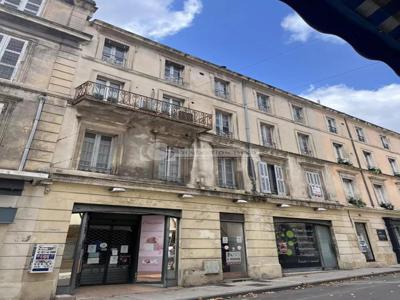 Prestigieux immeuble de rapport en vente à Arles, Provence-Alpes-Côte d'Azur