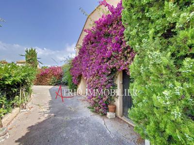 Villa de luxe de 4 pièces en vente Cagnes-sur-Mer, Provence-Alpes-Côte d'Azur