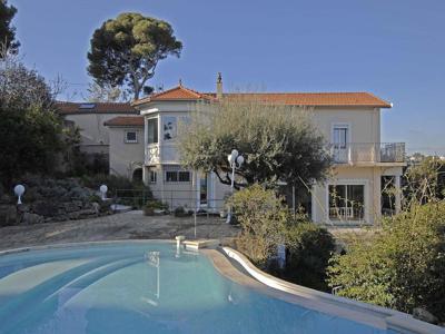 Villa de luxe de 7 pièces en vente Antibes, Provence-Alpes-Côte d'Azur