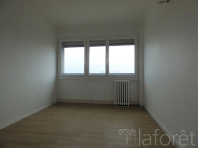 Location appartement 3 pièces 50.14 m²