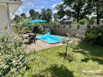 Maison de 147 m2 avec piscine, lumineuse et avec jardin sans vis à vis, isolation idéale avec DPE A - Avenue de Techeney 33370 Artigues-près-Bordeaux