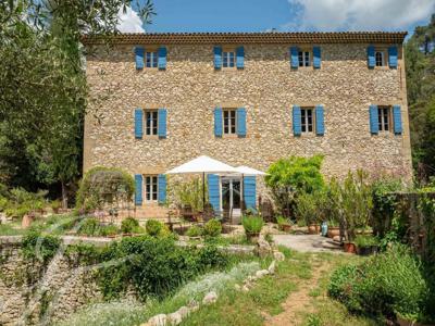 Prestigieuse maison de campagne de 256 m2 en vente Aix-en-Provence, Provence-Alpes-Côte d'Azur