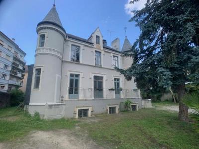 Prestigieux château de 395 m2 en vente - Pau, France