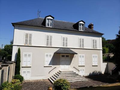 Maison de 8 chambres de luxe en vente à Saintry-sur-Seine, France