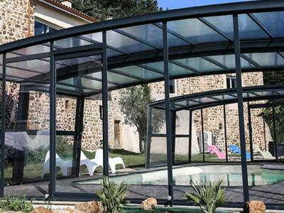 Gîte La Glycine - Les gîtes de Combalat avec piscine couverte et chauffée toute l'année en Ardèche Verte