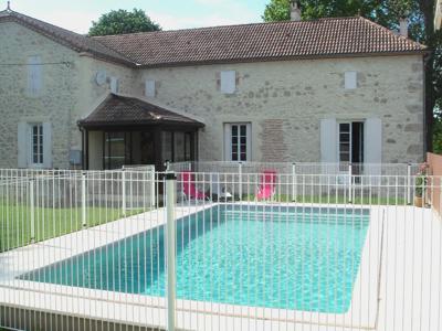 Logis de Lavergne, maison de caractère, 5 chambres, piscine privée (Penne d'Agenais - Lot et Garonne)
