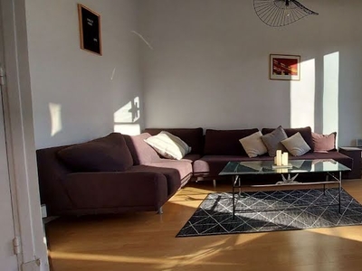 Location meublée appartement 2 pièces 53 m²
