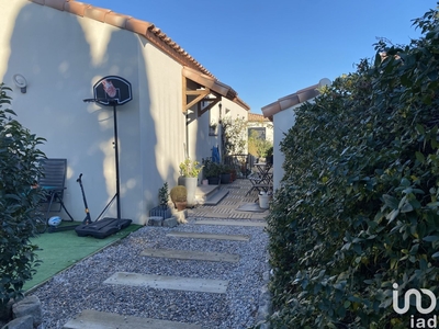 Maison 5 pièces de 125 m² à Roquefort-des-Corbières (11540)