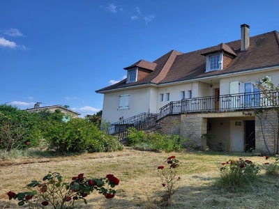 Vente maison 7 pièces 185 m²