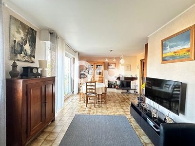 Vente maison 8 pièces 124.93 m²