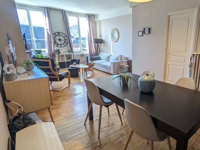 Appartement 3 pièces de 77 m² à Vendôme (41100)