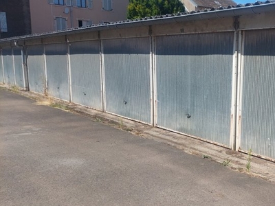 Garage-parking à Jarny