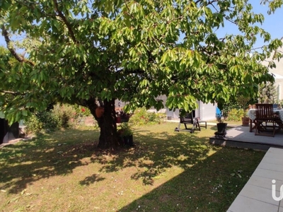 Maison traditionnelle 4 pièces de 106 m² à Mary-sur-Marne (77440)