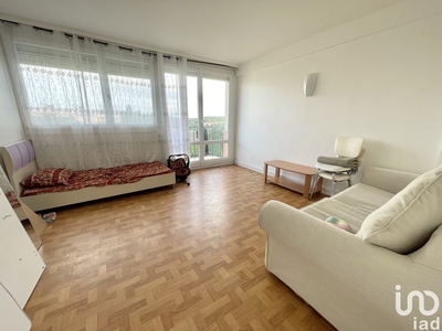Appartement 4 pièces de 58 m² à Avon (77210)