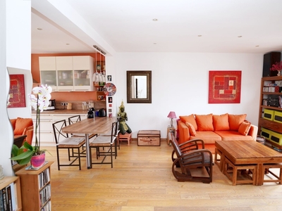Appartement 4 pièces de 89 m² à Suresnes (92150)