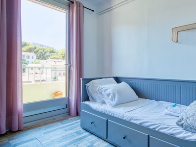 Chambre à louer dans appartement 4 chambres à Marseille