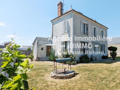 Vente maison 4 pièces 130 m² Corbeilles (45490)