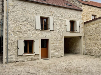 Vente maison 4 pièces 73 m² Neuville-sur-Oise (95000)