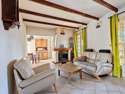 Vente maison 5 pièces 114 m² Saint-Julien-Molin-Molette (42220)