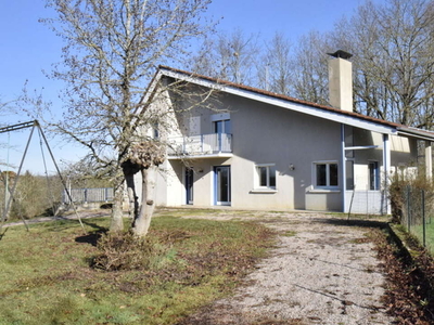 Vente maison 5 pièces 135 m² Montceau-les-Mines (71300)
