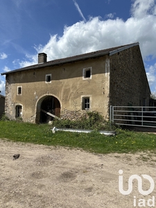 Ferme 6 pièces de 240 m² à Bazegney (88270)