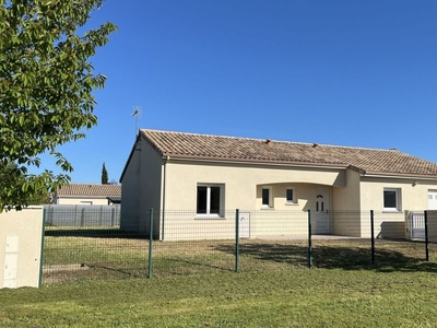 Maison 4 pièces de 105 m² à Vouneuil-sous-Biard (86580)