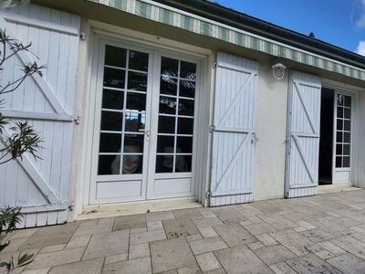Maison 5 pièces de 122 m² à Saint-Christophe-du-Bois (49280)