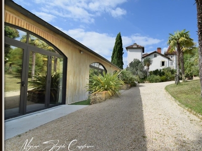 Vente maison 14 pièces 420 m² Mont-de-Marsan (40000)