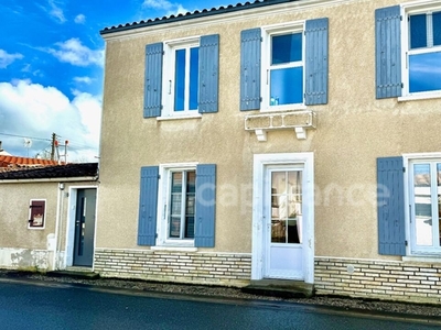 Vente maison 4 pièces 102 m² Aigrefeuille-d'Aunis (17290)