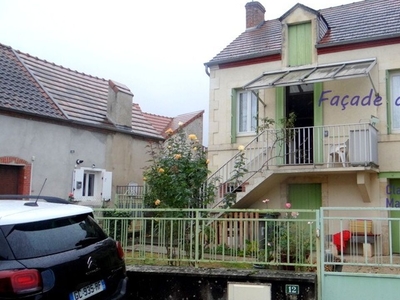 Vente maison 4 pièces 67 m² Domérat (03410)