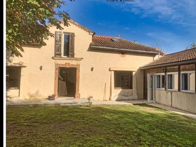 Vente maison 5 pièces 206 m² Villecomtal-sur-Arros (32730)